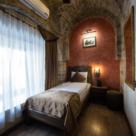 Passaje Old Hotel Баку Екстериор снимка