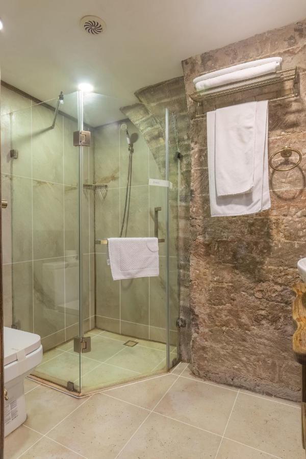 Passaje Old Hotel Баку Екстериор снимка