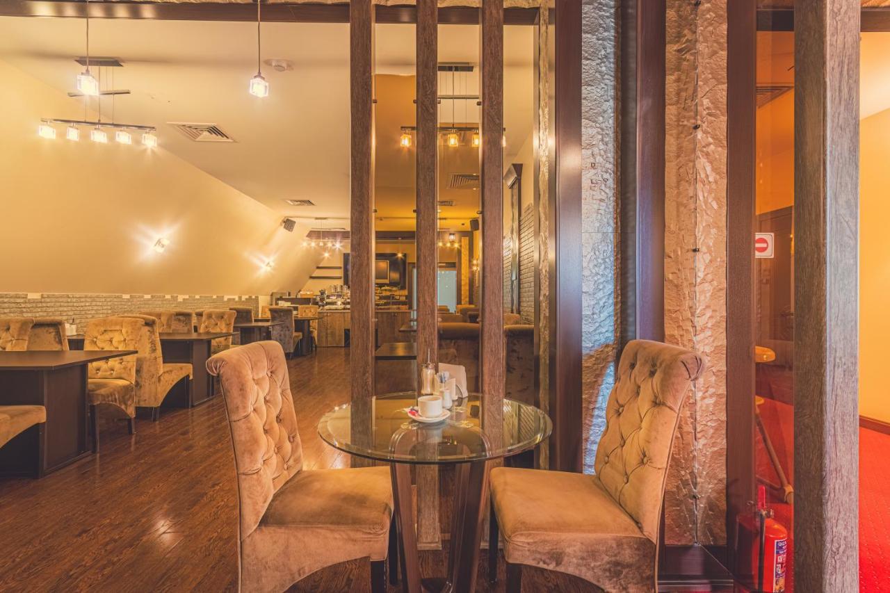 Passaje Old Hotel Баку Екстериор снимка